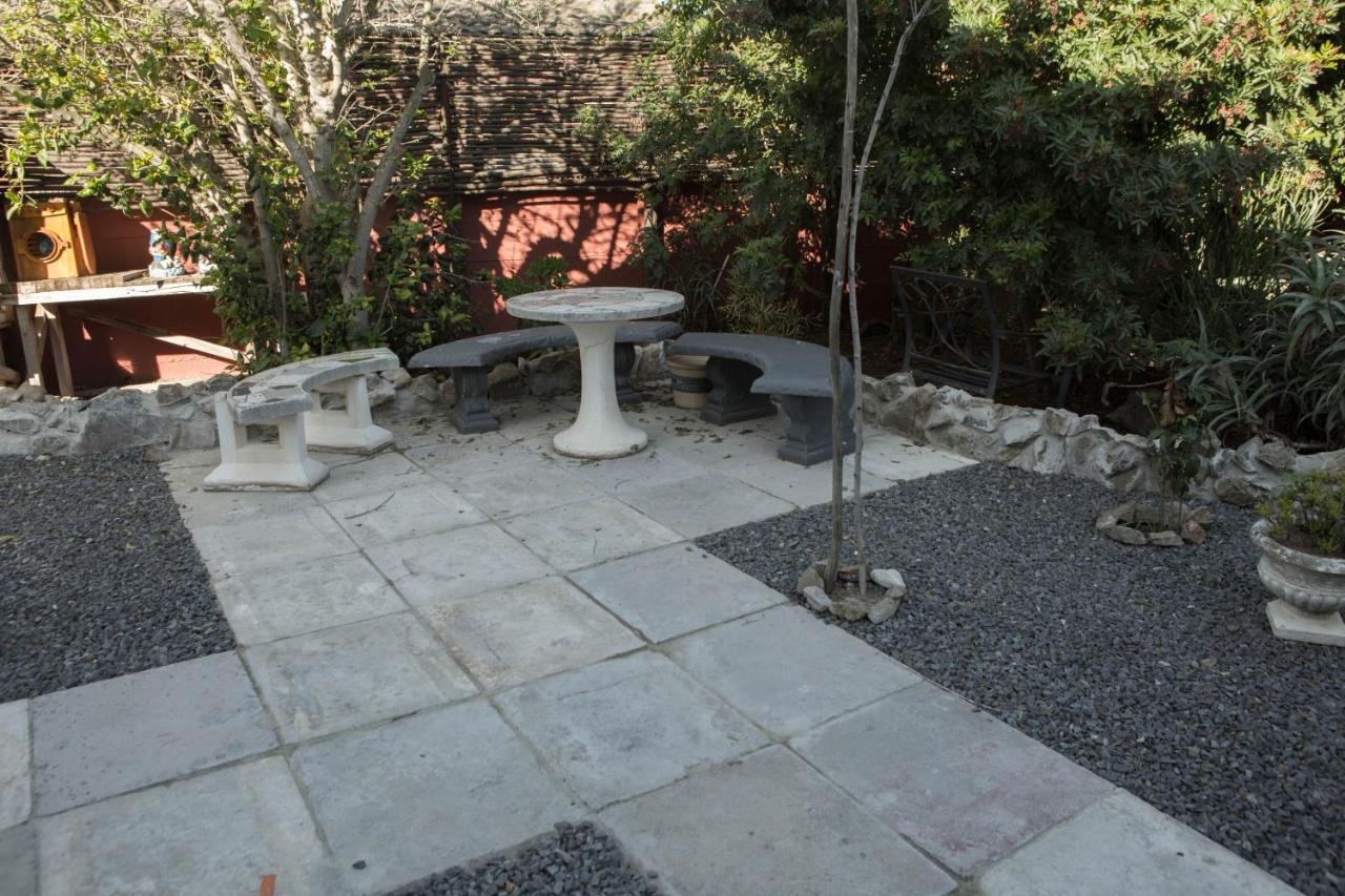 Peaceful 1-Bedroom Flatlet, 10 Min From The Beach Kapstadt Exterior foto